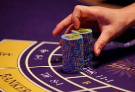 4D Number Game selection interface showing draws and payouts
